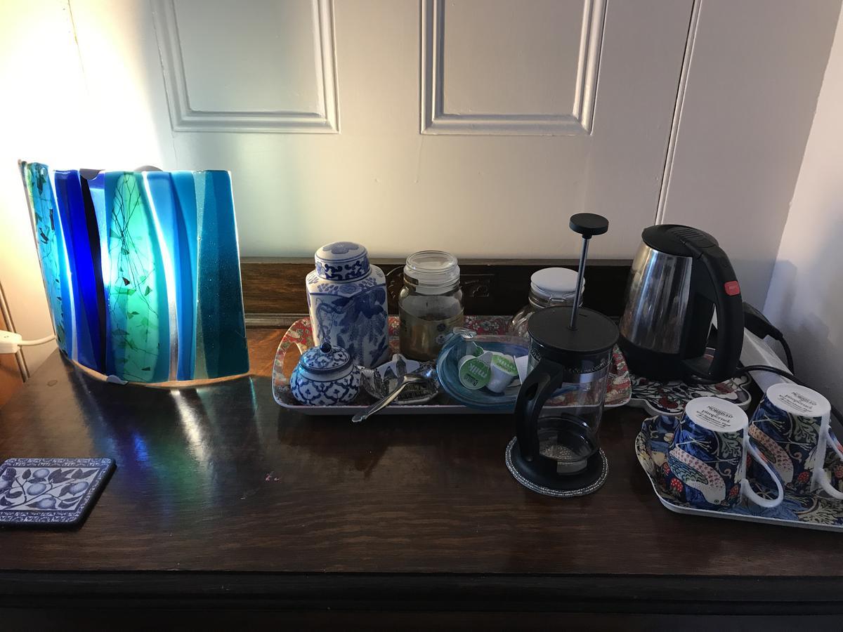 Holmewood Homestay London Exteriör bild